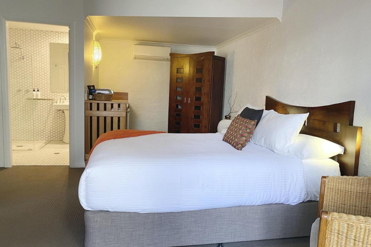 Bay Breeze Boutique Accommodation Batemans Bay Exterior photo