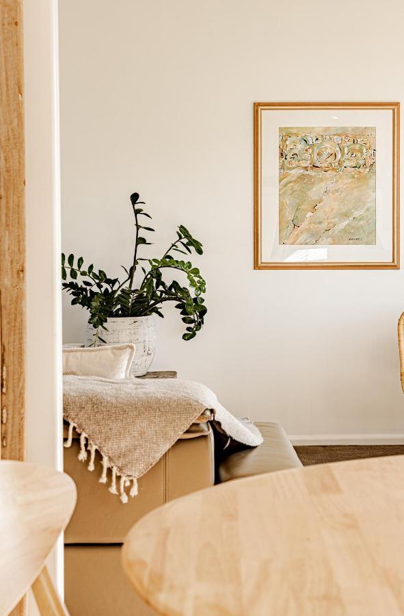Bay Breeze Boutique Accommodation Batemans Bay Exterior photo